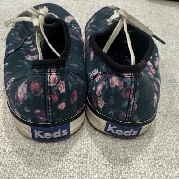 Keds Women's Dark Floral Sneakers - Navy - Picture 3 of 4